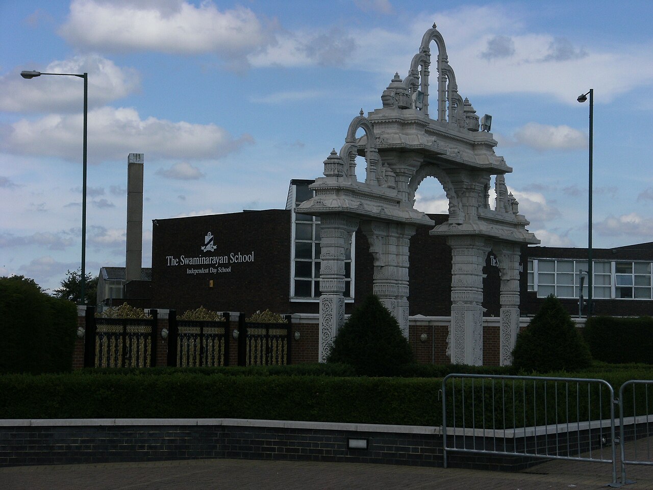BAPS Shri Swaminarayan Mandir, London, photograph 2