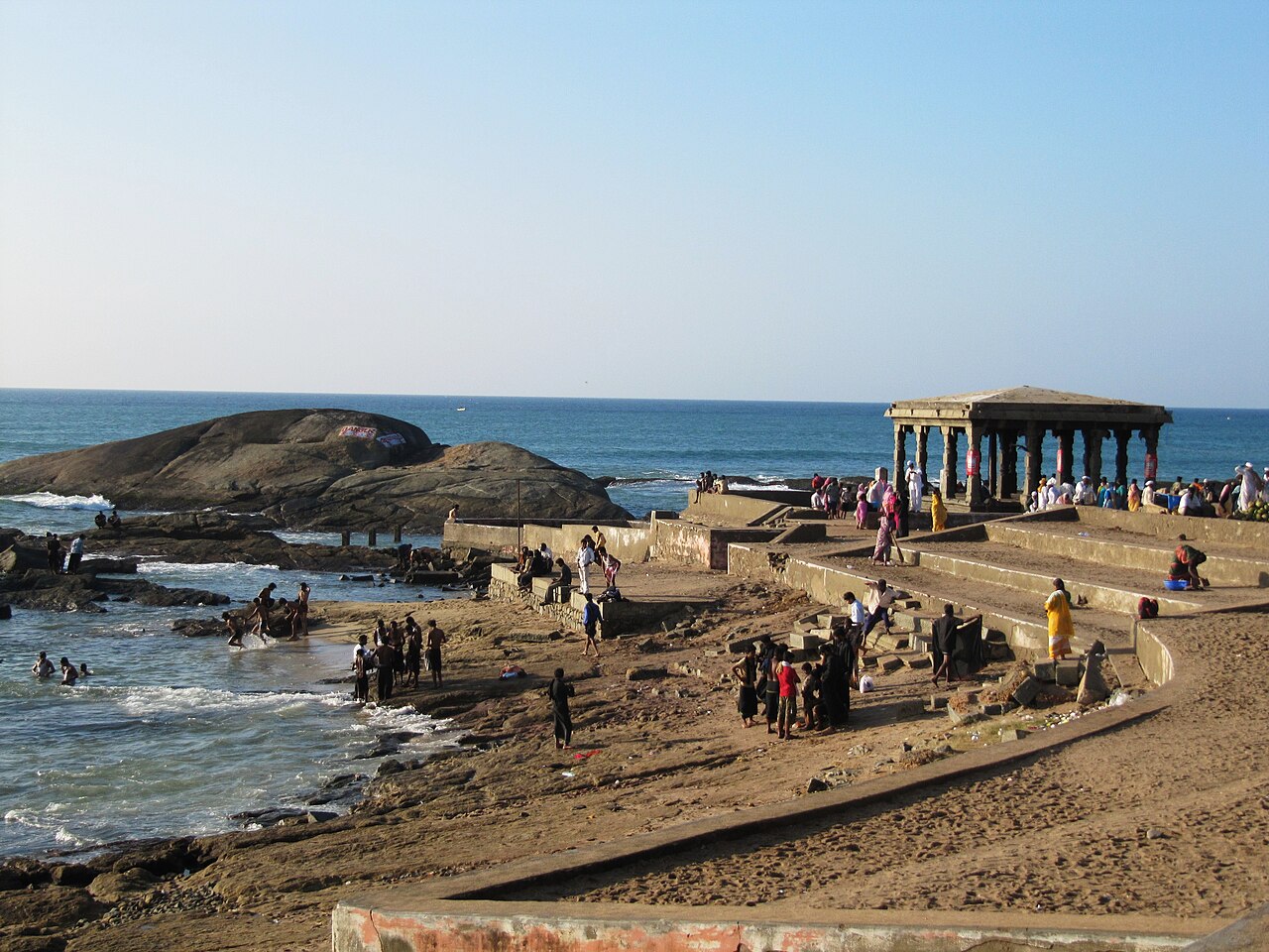 The Temple Of Maa Kanya Kumari at the meeting of the seas