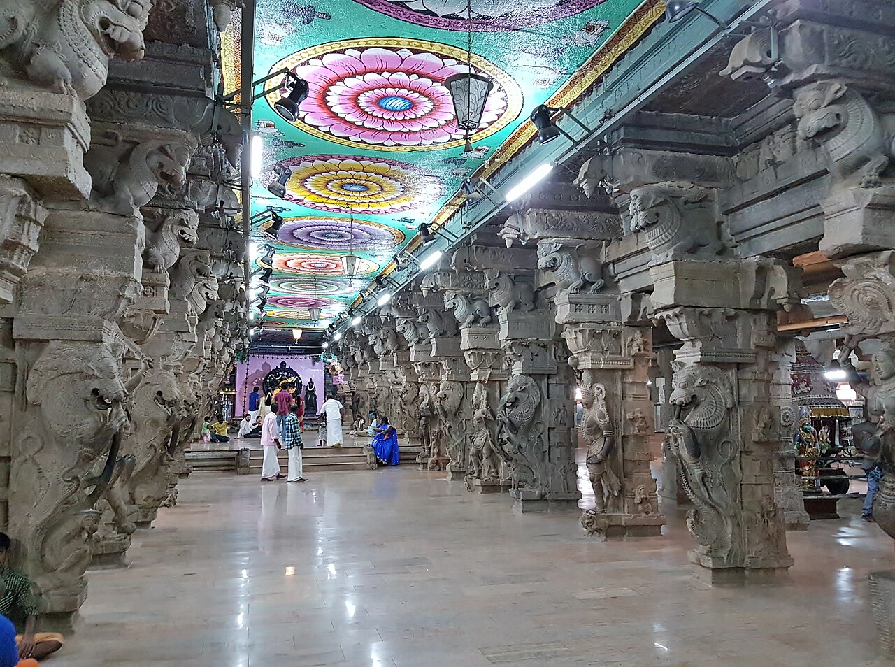 Carved pillars of the Thousand Pillar Hall in the Meenakshi Amman Temple, Madurai