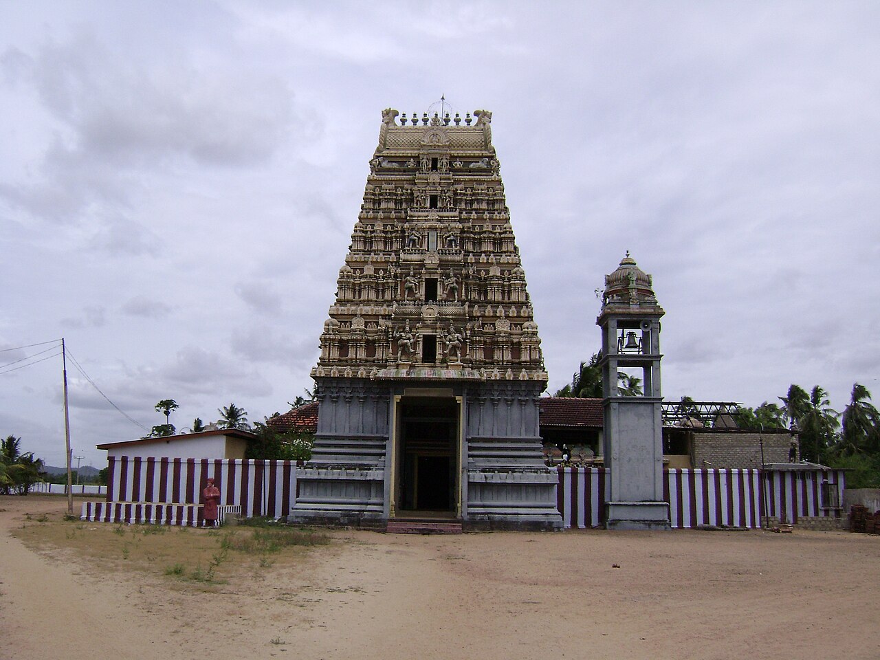 Maa Shankari Devi Temple, photograph 1