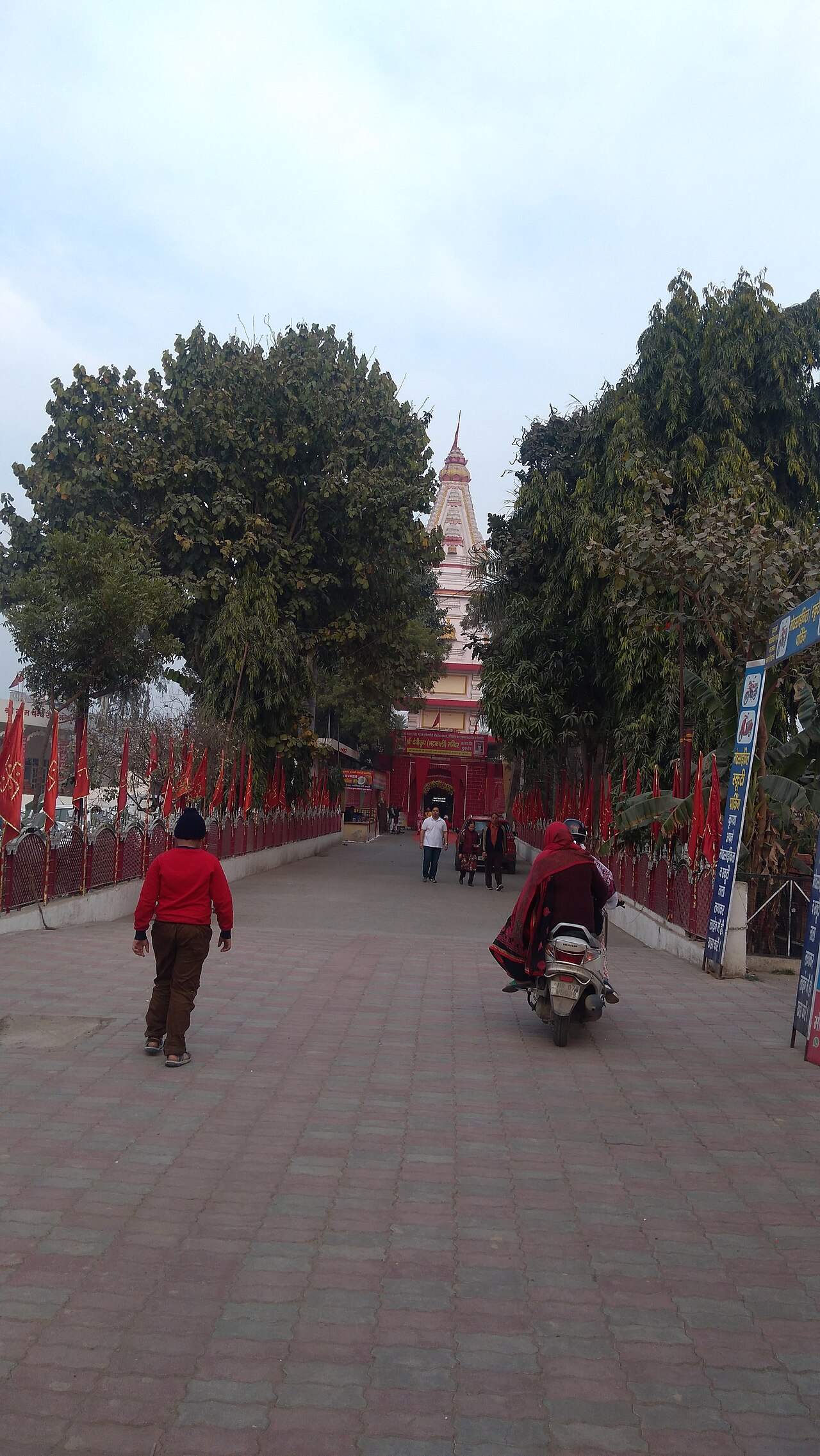 The Devikoop at Bhadrakali Mandir, the well where the ankle Of Maa Sati Fell