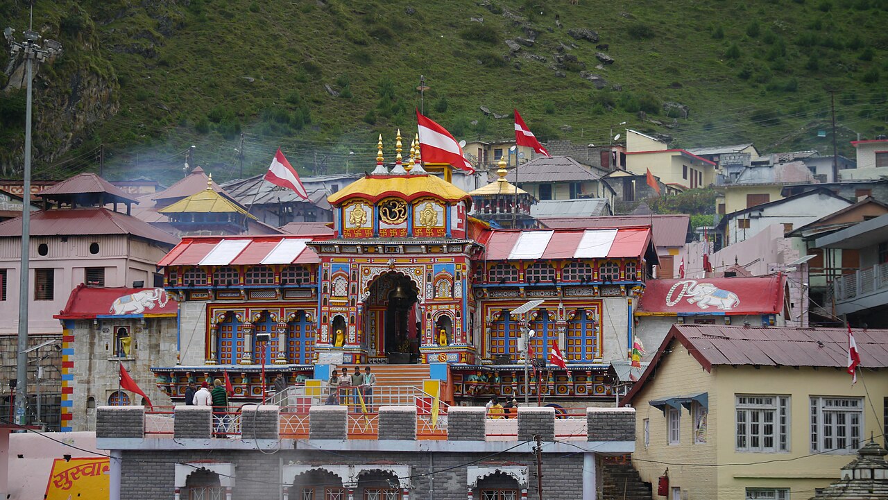 Badrinath Temple, photograph 5