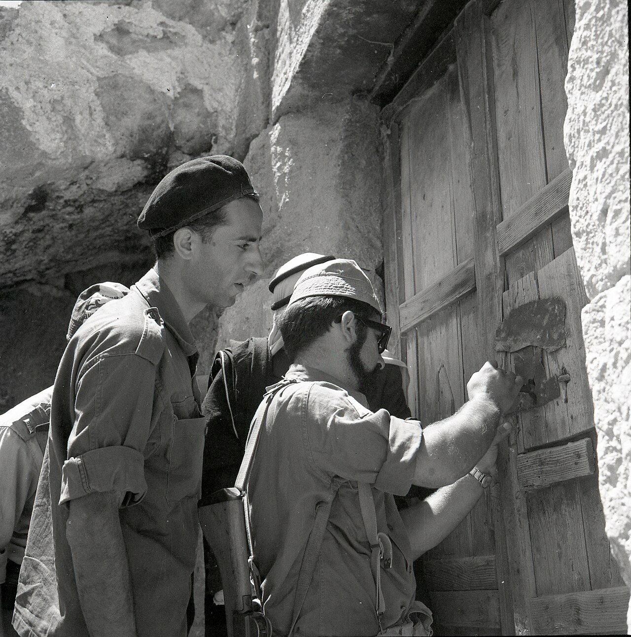 Cave of the Patriarchs · Ibrahimi Mosque, photograph 5